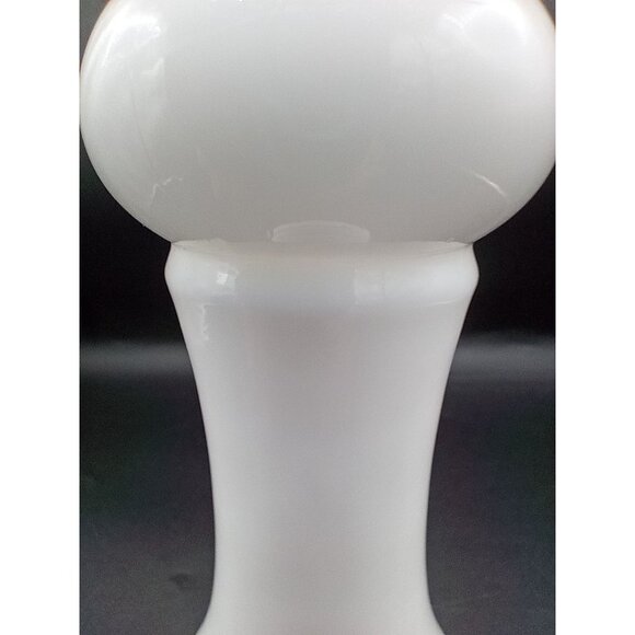 EO Brody Co White Milk Glass Candlestick Flower Bud Vase M-118 Vintage 8 Inch - Picture 6 of 16
